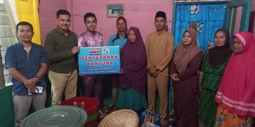 Fitra Riau Memberikan Bantuan Sektor UMKM kepada Kelompok Perempuan Peduli dan Berdaya di Desa Tangganau