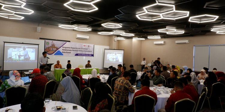 Menuju Pembangunan Kota Hijau, Pemko Dumai dan Fitra Riau Beri Penguatan Kapasitas dan Sosialisasi Pelaksanaan Penilaian Kinerja Kelurahan