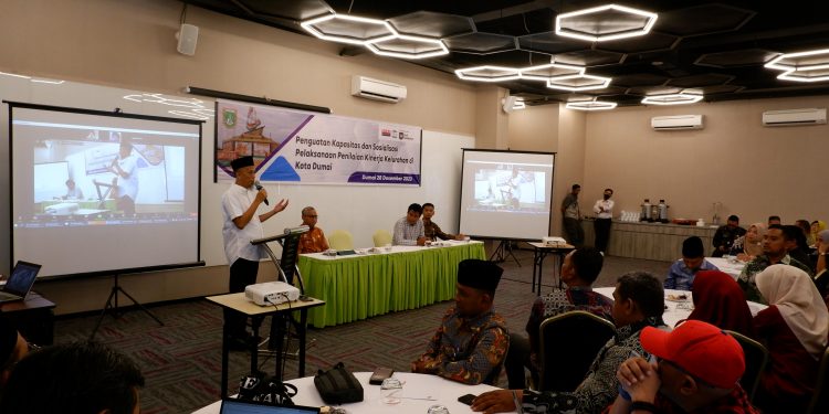 Menuju Pembangunan Kota Hijau, Pemko Dumai dan Fitra Riau Beri Penguatan Kapasitas dan Sosialisasi Pelaksanaan Penilaian Kinerja Kelurahan