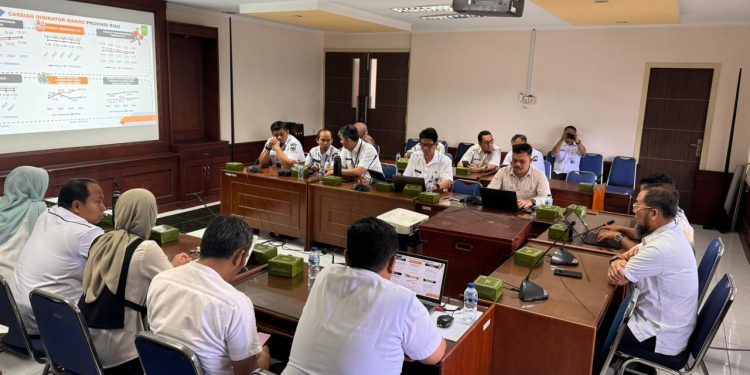 Kick-Off Meeting: Koordinasi dan Sosialisasi Program Tata Kelola Sumber Daya Alam untuk Percepatan Transisi Energi serta Peningkatan Kesejahteraan Masyarakat dalam Mengurangi Ketimpangan dan Kemiskinan di Provinsi Riau